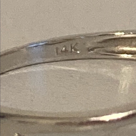 Solid 14k WG Diamond 5 Petal Flower Ring Fresh Fun - Picture 4 of 9